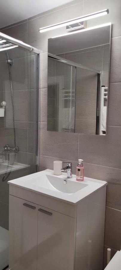 New Apartment In Center Madrid! Eksteriør billede
